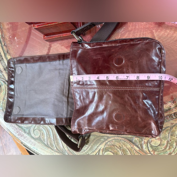 Fossil Leather Messenger Bag - Picture 10 of 16